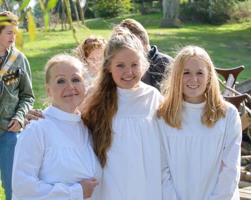  PB8_1225.JPG </br ><small> 2012-09-16 13:21</br >NIKON D800 + 70.0-200.0 mm f/2.8<br /> 70mm 1/500s f/8 ISO 800</small>