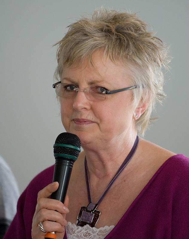  D2C_6044_small.jpg </br >Chris Richards in action at Hvidekilde, Denmark, March 2008</br > <small> 2008-03-30 11:22</br >NIKON D200 200mm 1/100s f/2.8 ISO 400</small>