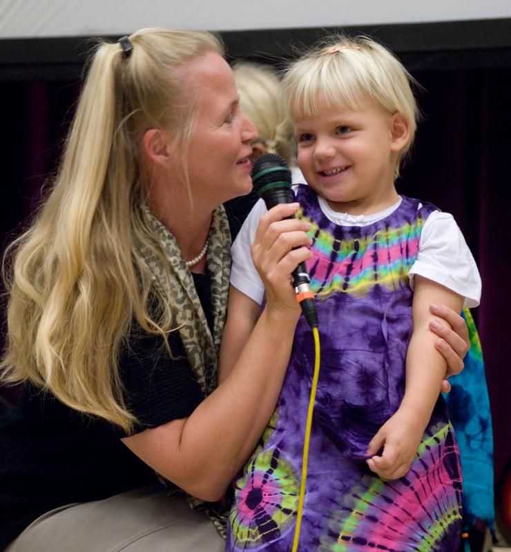  D2C_9305.jpg </br ><small> 2007-04-29 11:18</br >NIKON D200 55mm 1/60s f/2.8 ISO 800</small>