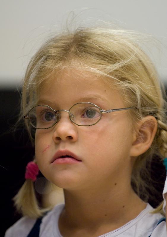  D2C_9326.jpg </br ><small> 2007-04-29 11:21</br >NIKON D200 200mm 1/60s f/2.8 ISO 800</small>