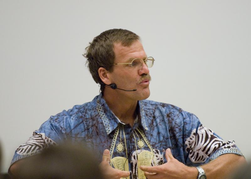  D2C_9340.jpg </br ><small> 2007-04-29 12:19</br >NIKON D200 200mm 1/80s f/2.8 ISO 800</small>