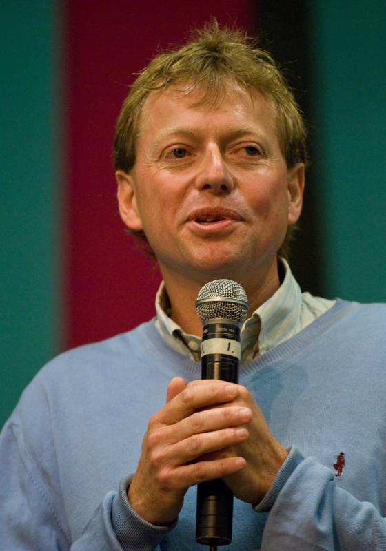  D2C_0835.jpg </br >Bent Bjerring</br > <small> 2007-07-24 10:56</br >NIKON D200 200mm 1/200s f/2.8 ISO 800</small>