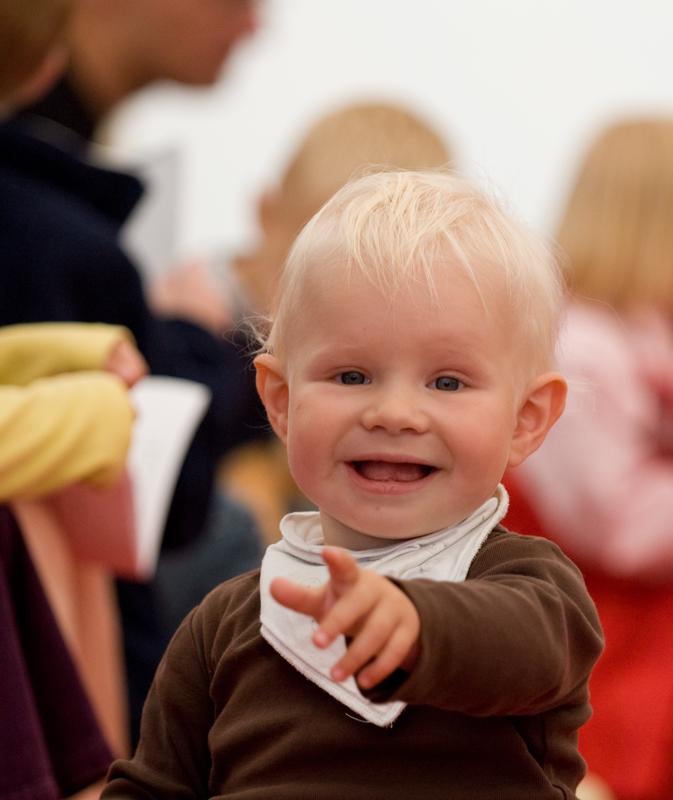  D2C_0904.jpg </br >Boernefestival</br > <small> 2007-07-25 10:15</br >NIKON D200 135mm 1/320s f/2.8 ISO 400</small>