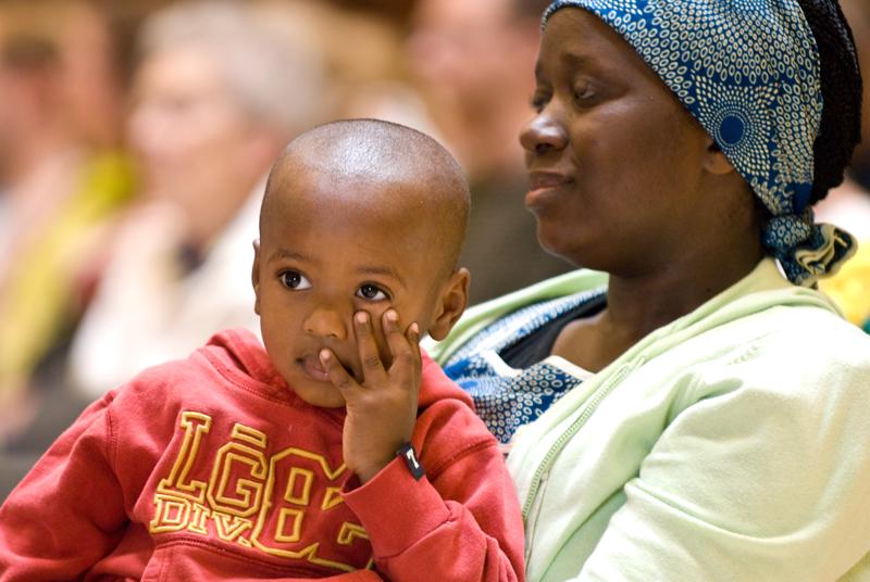  D2C_0870.jpg </br ><small> 2007-07-25 09:50</br >NIKON D200 200mm 1/40s f/2.8 ISO 800</small>