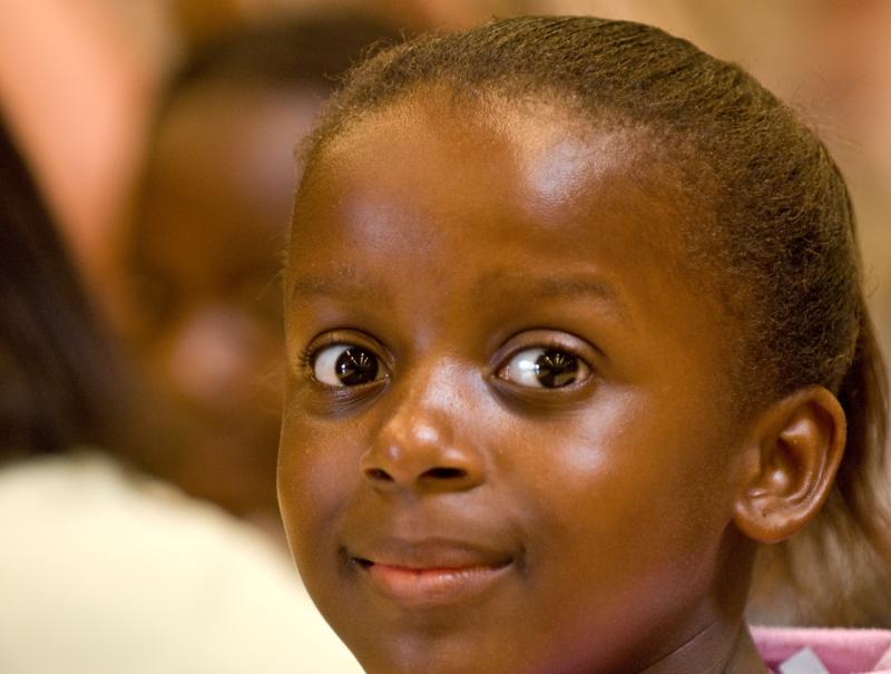  D2C_0879.jpg </br ><small> 2007-07-25 09:51</br >NIKON D200 200mm 1/40s f/2.8 ISO 800</small>