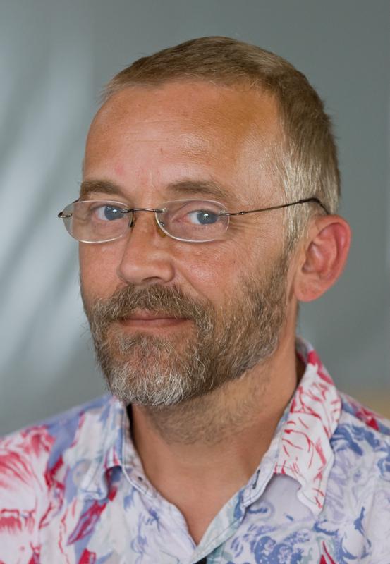  D2C_1289.jpg </br >Lennart</br > <small> 2007-07-26 13:24</br >NIKON D200 116mm 1/60s f/4 ISO 400</small>