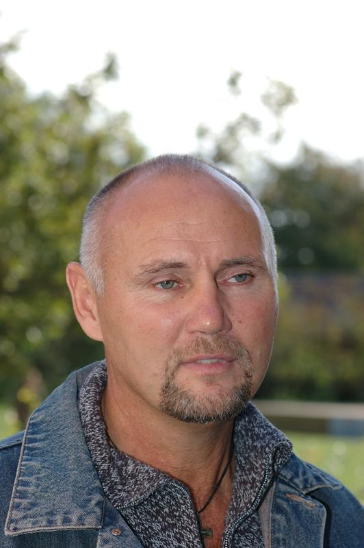  dsc_0495_std.jpg </br ><small> 2004-09-26 12:54</br >NIKON D70 85mm 1/500s f/5.6 </small>