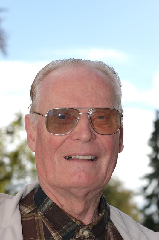  dsc_0522_std.jpg </br ><small> 2004-09-26 12:59</br >NIKON D70 85mm 1/500s f/8 </small>