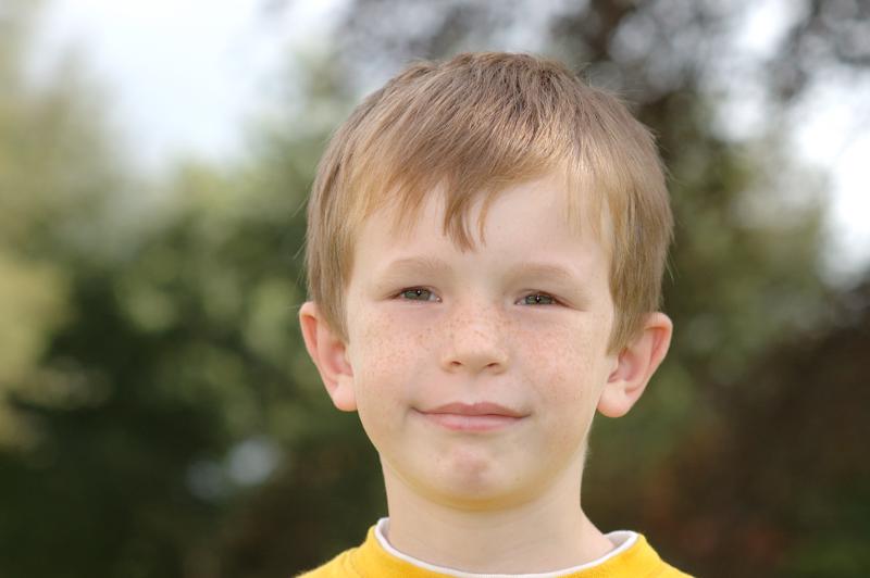  dsc_0604_std.jpg </br ><small> 2004-09-26 13:29</br >NIKON D70 85mm 1/500s f/5 </small>