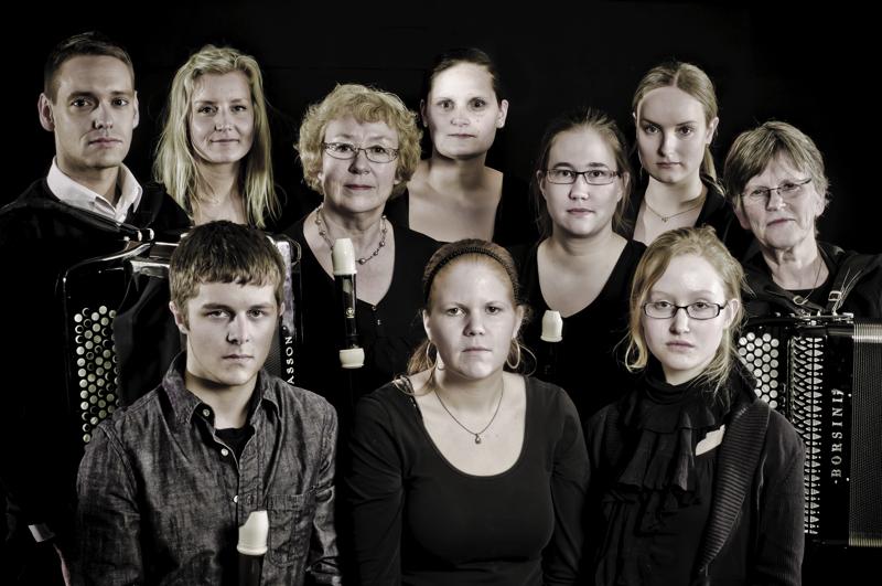  D3C_7059-3.jpg </br ><small> 2011-04-05 19:44</br >NIKON D300 + 50.0 mm f/1.4<br /> 50mm 1/160s f/8 ISO 100</small>