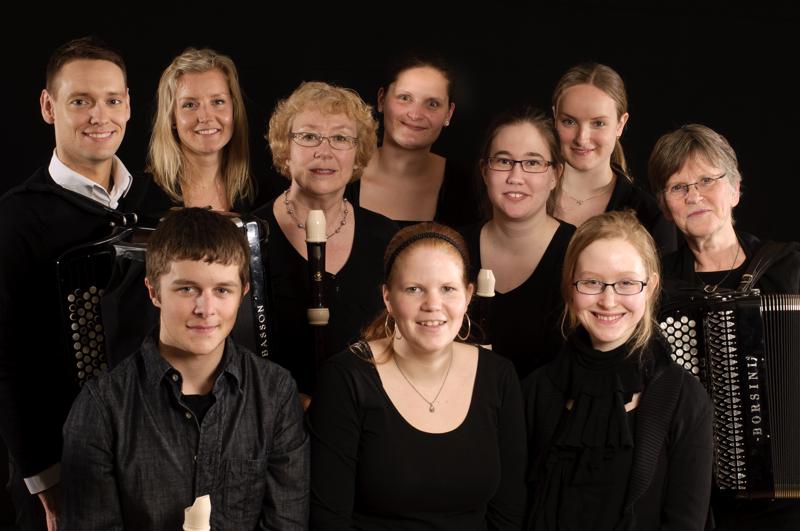  D3C_7071.jpg </br ><small> 2011-04-05 19:46</br >NIKON D300 + 50.0 mm f/1.4<br /> 50mm 1/160s f/8 ISO 100</small>