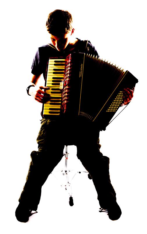  D3C_2520.jpg </br ><small> 2010-04-05 17:59</br >NIKON D300 35mm 1/160s f/8 ISO 100</small>