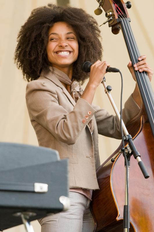  D3C_2551.jpg </br ><small> 2008-07-12 19:56</br >NIKON D300 200mm 1/250s f/5.6 ISO 1250</small>