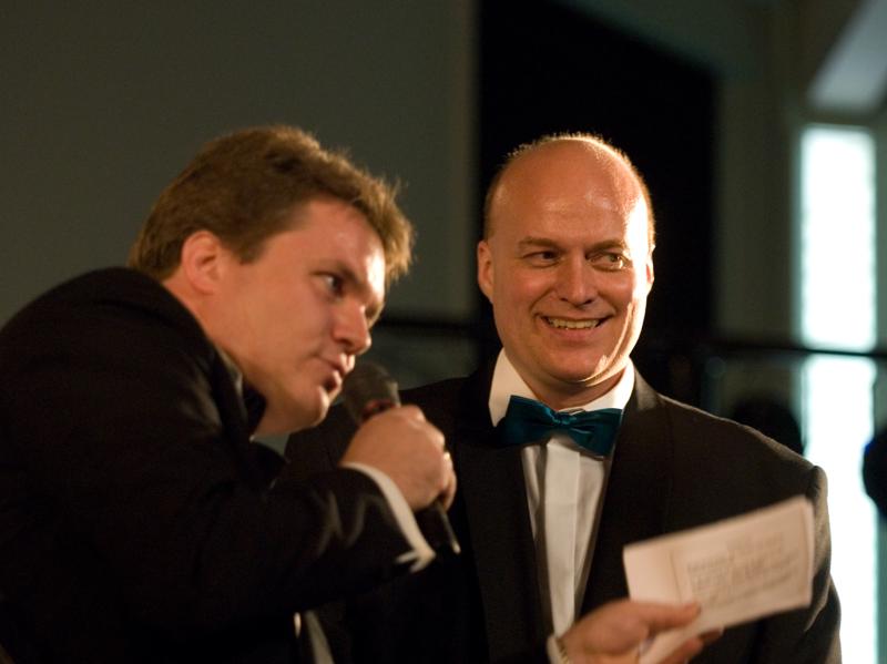  D2C_9024.jpg </br ><small> 2007-04-27 19:28</br >NIKON D200 110mm 1/60s f/2.8 ISO 800</small>