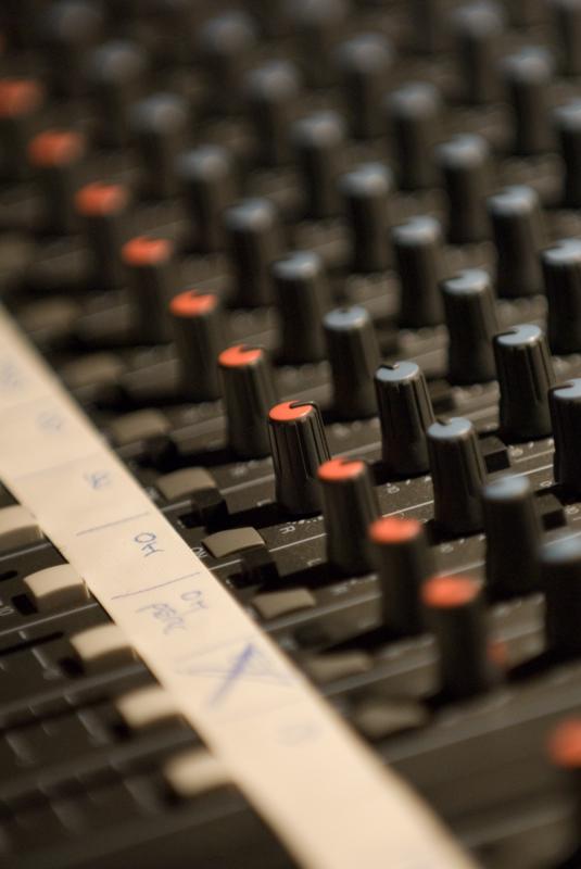  D2C_9144.jpg </br ><small> 2007-04-27 20:53</br >NIKON D200 200mm 1/8s f/2.8 ISO 800</small>