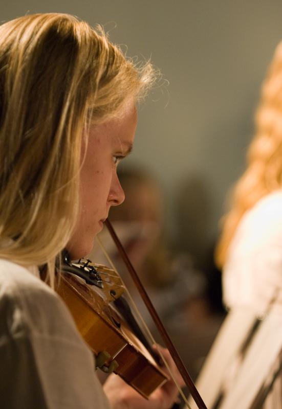  D2C_9161.jpg </br ><small> 2007-04-27 21:18</br >NIKON D200 110mm 1/50s f/2.8 ISO 800</small>