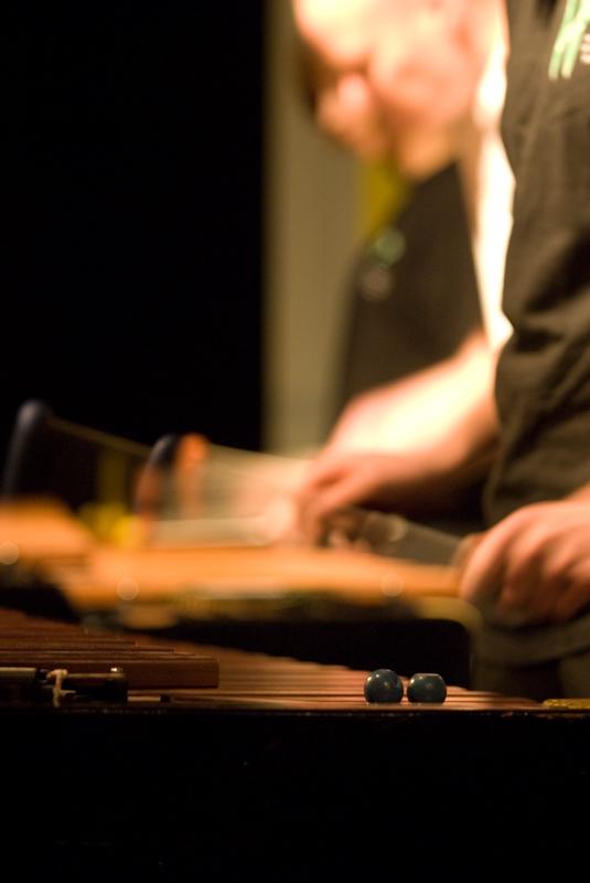  D2C_9223.jpg </br ><small> 2007-04-27 21:38</br >NIKON D200 102mm 1/15s f/2.8 ISO 800</small>