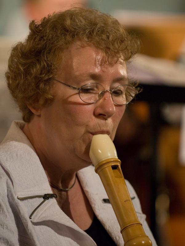  D2C_9272.jpg </br ><small> 2007-04-27 21:52</br >NIKON D200 190mm 1/40s f/2.8 ISO 800</small>