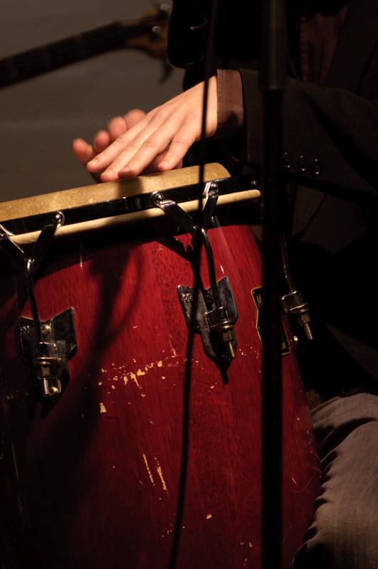  D3C_7851.jpg </br ><small> 2009-05-04 21:29</br >NIKON D300 200mm 1/125s f/4 ISO 450</small>