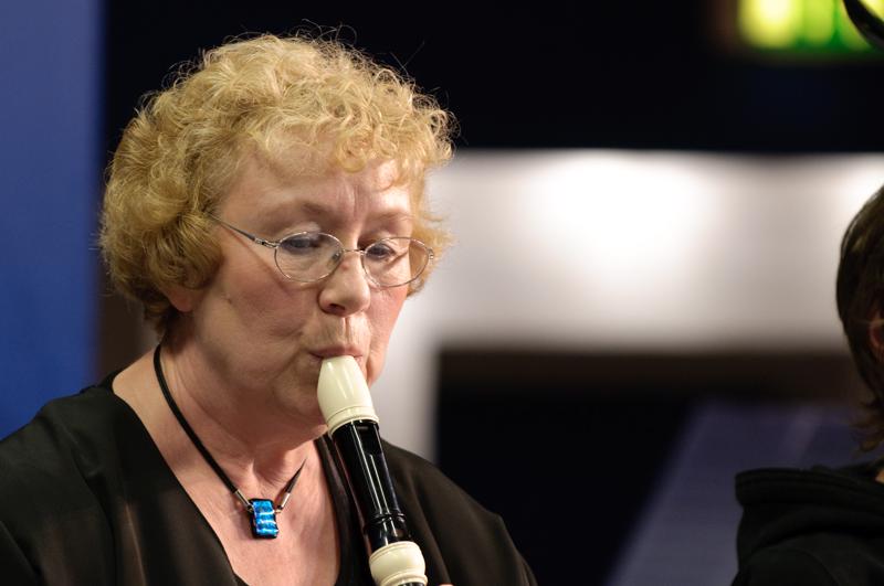  D3C_7753.jpg </br ><small> 2009-05-04 20:43</br >NIKON D300 200mm 1/60s f/4 ISO 800</small>