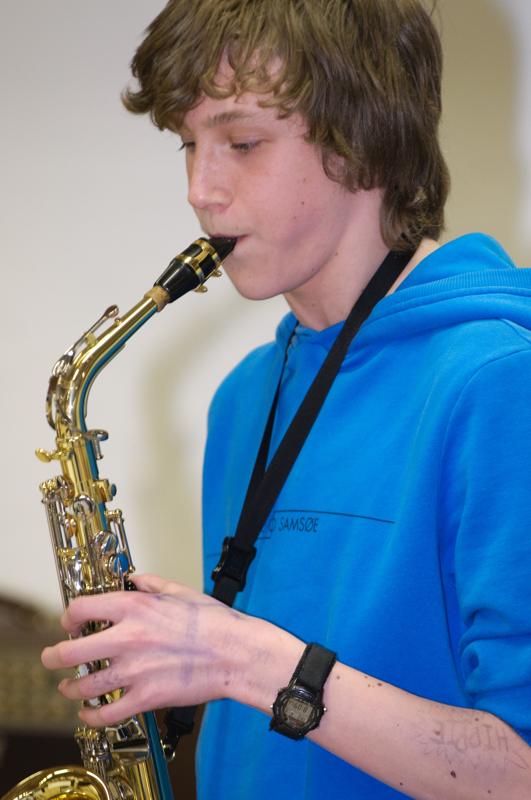  D3C_7194.jpg </br ><small> 2009-03-02 21:11</br >NIKON D300 190mm 1/60s f/4 ISO 800</small>