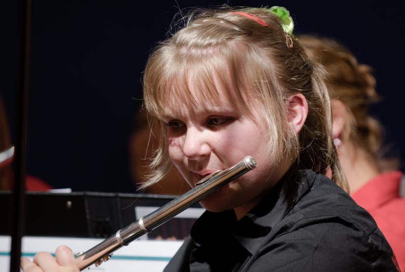  D3C_8104.jpg </br ><small> 2009-05-28 19:11</br >NIKON D300 200mm 1/80s f/4 ISO 320</small>