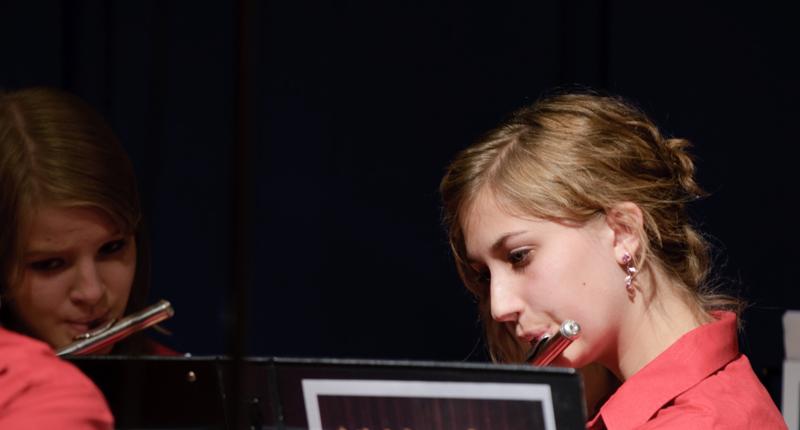  D3C_8117.jpg </br ><small> 2009-05-28 19:25</br >NIKON D300 200mm 1/100s f/4 ISO 400</small>