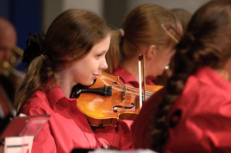  D3C_8137.jpg </br ><small> 2009-05-28 19:43</br >NIKON D300 200mm 1/80s f/4 ISO 1000</small>