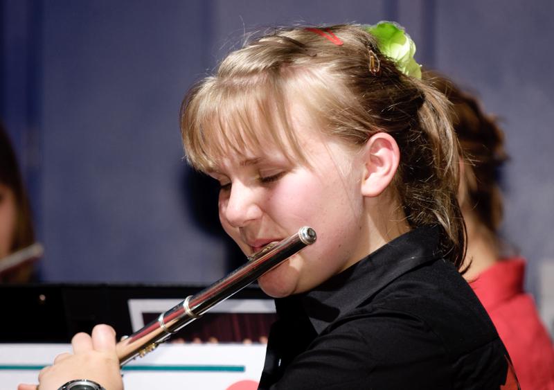  D3C_8121.jpg </br ><small> 2009-05-28 19:31</br >NIKON D300 200mm 1/125s f/4 ISO 400</small>