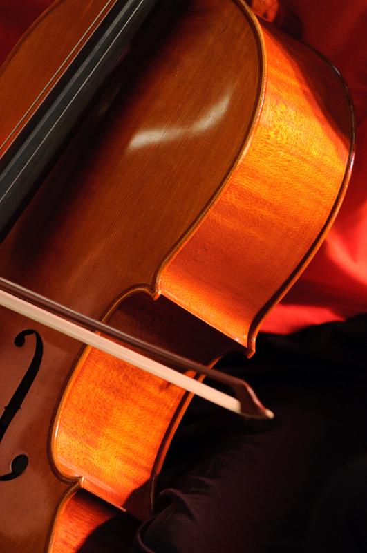  D3C_8176.jpg </br ><small> 2009-05-28 20:49</br >NIKON D300 180mm 1/80s f/4 ISO 1600</small>