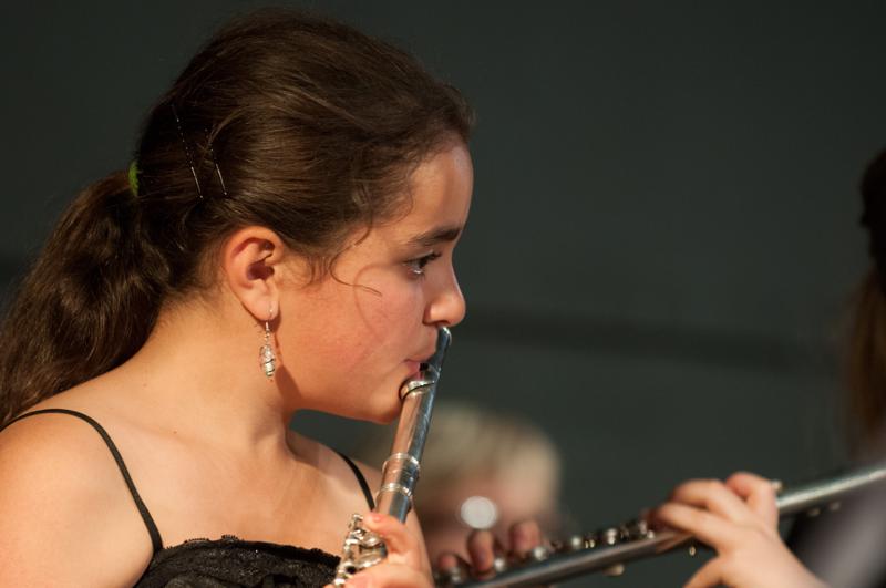  D3C_1817.JPG </br ><small> 2012-06-14 20:44</br >NIKON D300 + 70.0-200.0 mm f/2.8<br /> 200mm 1/80s f/3.2 ISO 1000</small>