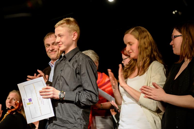  20130502_PB8_5103.JPG </br >Høje-Taastrup Kommunale Musikskole</br > <small> 2013-05-02 19:55</br >NIKON D800 + 24.0-70.0 mm f/2.8<br /> 70mm 1/80s f/4 ISO 720</small>