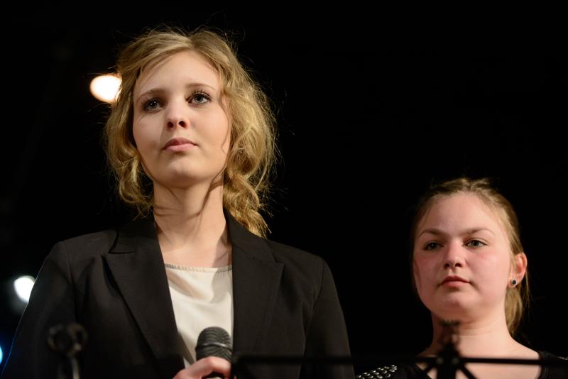  20130502_PB8_5023.JPG </br >Høje-Taastrup Kommunale Musikskole</br > <small> 2013-05-02 19:07</br >NIKON D800 + 70.0-200.0 mm f/2.8<br /> 102mm 1/125s f/4 ISO 1000</small>