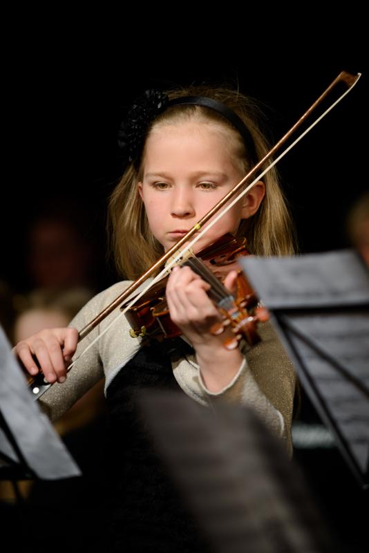  20130502_PB8_5055.JPG </br >Høje-Taastrup Kommunale Musikskole</br > <small> 2013-05-02 19:25</br >NIKON D800 + 70.0-200.0 mm f/2.8<br /> 200mm 1/320s f/2.8 ISO 200</small>