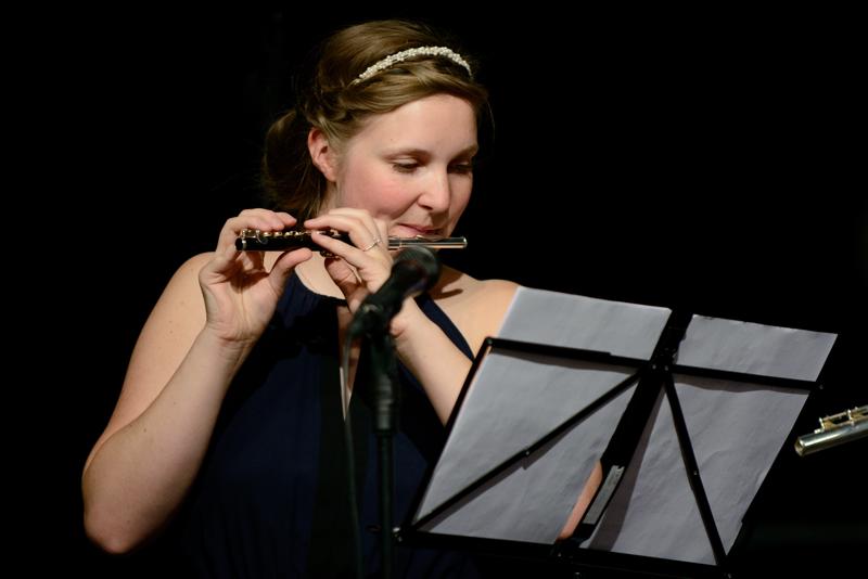  20140502_PB8_9013.JPG </br ><small> 2014-05-02 21:08</br >NIKON D800 + 70.0-200.0 mm f/2.8<br /> 200mm 1/200s f/2.8 ISO 1250</small>