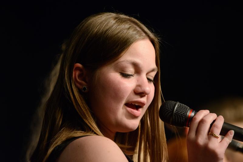  20140502_PB8_9039.JPG </br ><small> 2014-05-02 21:32</br >NIKON D800 + 70.0-200.0 mm f/2.8<br /> 200mm 1/200s f/4 ISO 3600</small>