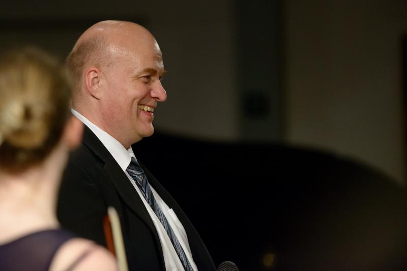  20140502_PB8_9111.JPG </br ><small> 2014-05-02 21:50</br >NIKON D800 + 70.0-200.0 mm f/2.8<br /> 200mm 1/200s f/3.5 ISO 3200</small>