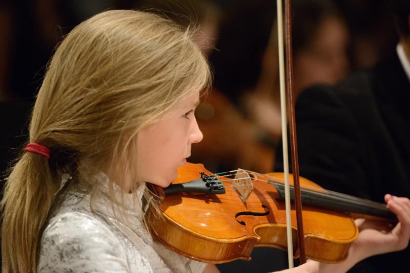  20140502_PB8_9126.JPG </br ><small> 2014-05-02 21:54</br >NIKON D800 + 70.0-200.0 mm f/2.8<br /> 200mm 1/125s f/3.5 ISO 6400</small>