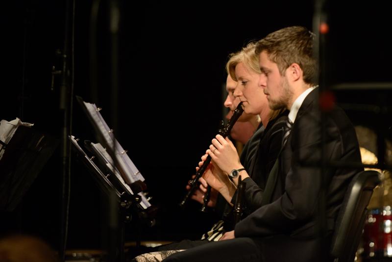  20140502_PB8_8929.JPG </br ><small> 2014-05-02 19:46</br >NIKON D800 + 70.0-200.0 mm f/2.8<br /> 200mm 1/200s f/2.8 ISO 2000</small>