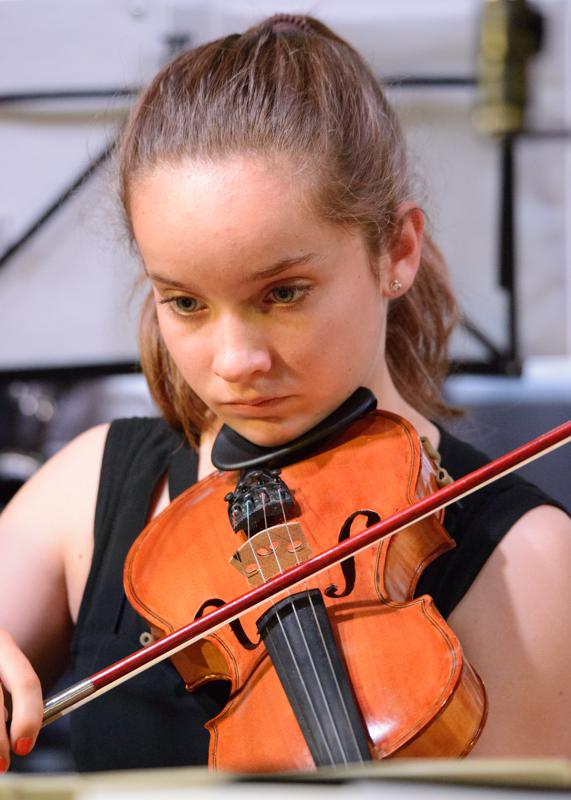  20150508-PB8_8391.JPG </br ><small> 2015-05-08 20:37</br >NIKON D800 + 150.0-600.0 mm f/5.0-6.3<br /> 320mm 1/100s f/5.6 ISO 11404</small>