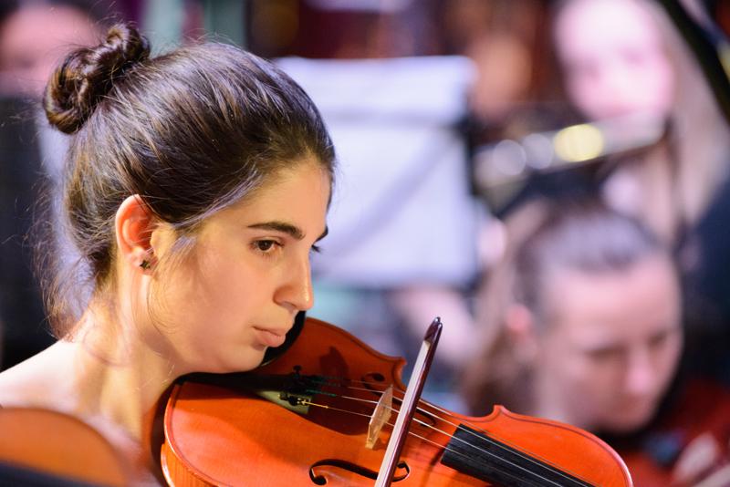  20150508-PB8_8371.JPG </br ><small> 2015-05-08 20:29</br >NIKON D800 + 70.0-200.0 mm f/2.8<br /> 200mm 1/125s f/3.5 ISO 4000</small>