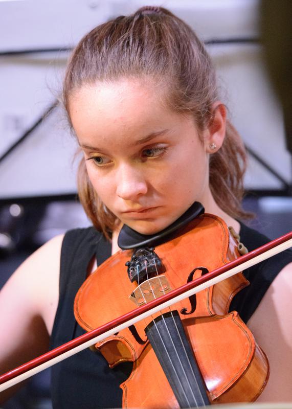  20150508-PB8_8390.JPG </br ><small> 2015-05-08 20:37</br >NIKON D800 + 150.0-600.0 mm f/5.0-6.3<br /> 320mm 1/100s f/5.6 ISO 12800</small>