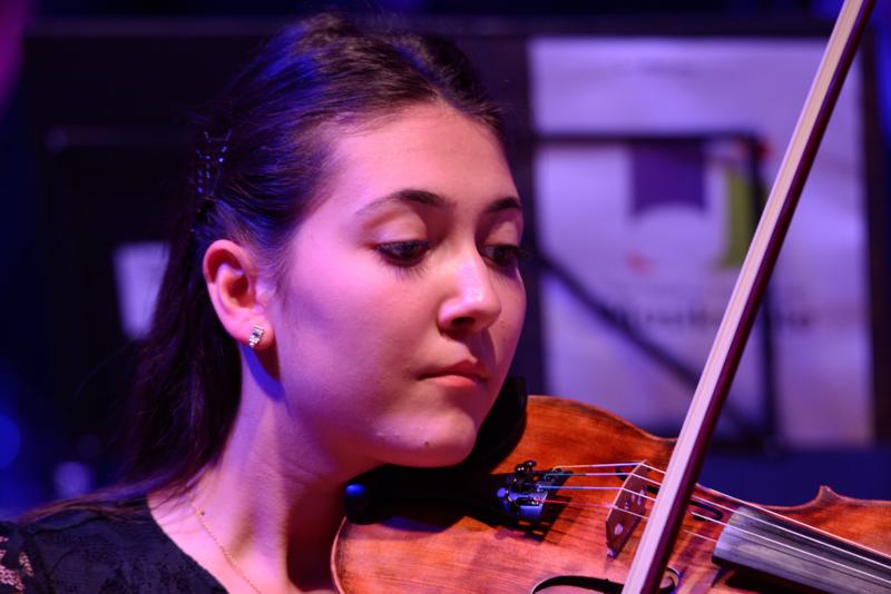  20150508-PB8_8435.JPG </br ><small> 2015-05-08 20:52</br >NIKON D800 + 150.0-600.0 mm f/5.0-6.3<br /> 350mm 1/60s f/6 ISO 2000</small>