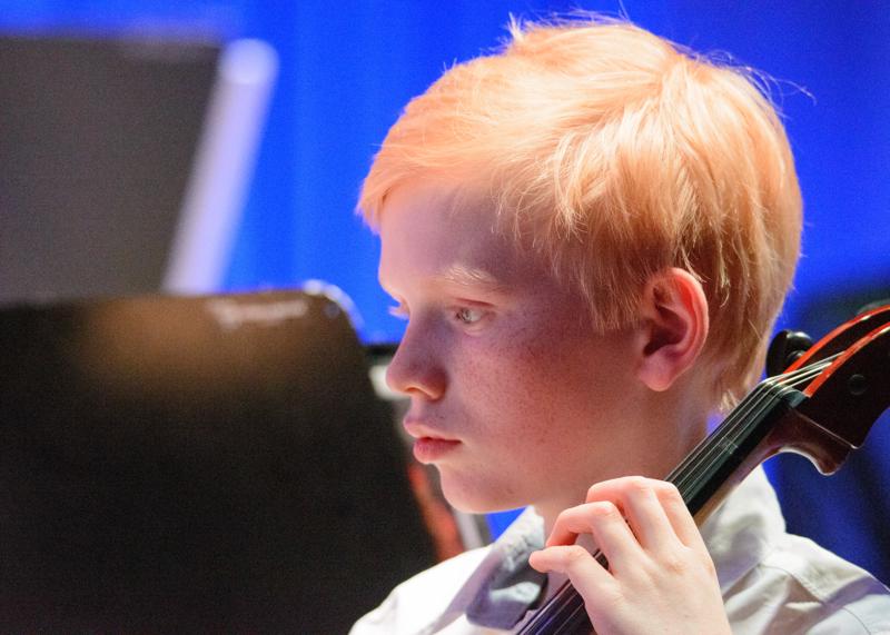  20150508-PB8_8440.JPG </br ><small> 2015-05-08 20:53</br >NIKON D800 + 150.0-600.0 mm f/5.0-6.3<br /> 260mm 1/125s f/5.6 ISO 12800</small>