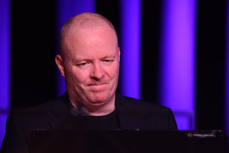  20150508-PB8_8514.JPG </br ><small> 2015-05-08 21:24</br >NIKON D800 + 150.0-600.0 mm f/5.0-6.3<br /> 420mm 1/125s f/6 ISO 5000</small>