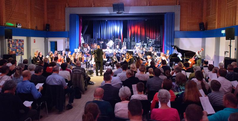  20150508-PB8_8527.JPG </br ><small> 2015-05-08 21:30</br >NIKON D800 + 14.0-24.0 mm f/2.8<br /> 24mm 1/125s f/4 ISO 11404</small>