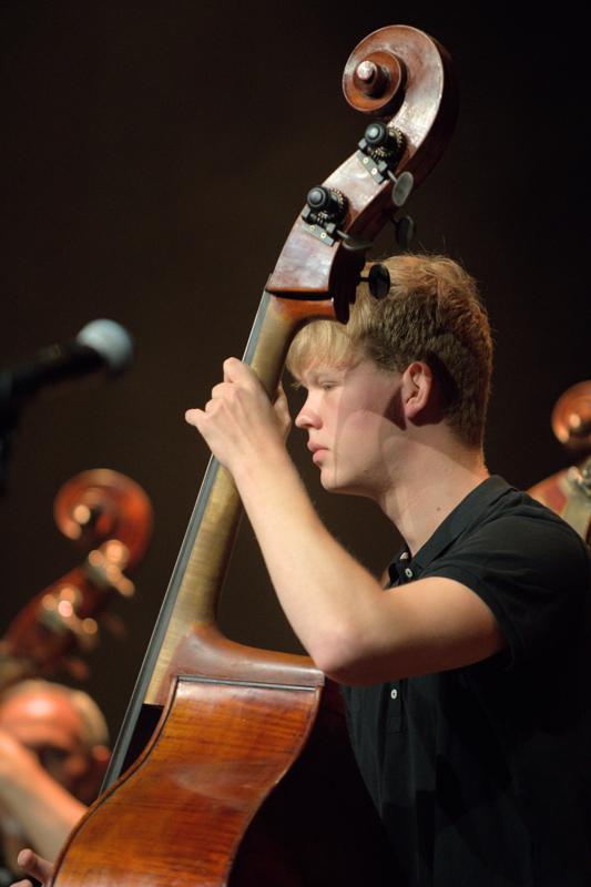  PBZ_6603.jpg </br ><small> 2024-04-12 19:40</br >NIKON Z 8 + VR 70-200mm f/2.8G<br /> 200mm 1/125s f/2.8 ISO 5000</small>