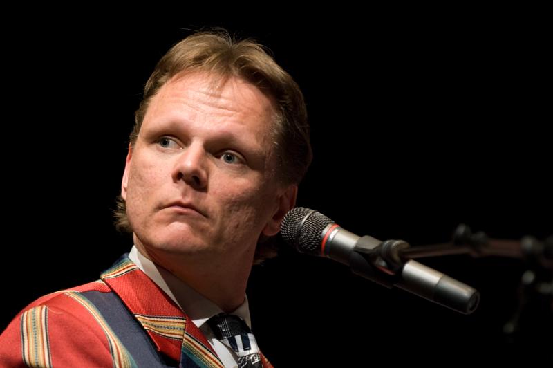  D2C_6144.jpg </br >Gallakoncert m/Sigurd og Hoje-Taastrup Kommunale Musikskole</br > <small> 2008-04-02 19:19</br >NIKON D200 155mm 1/30s f/2.8 ISO 400</small>