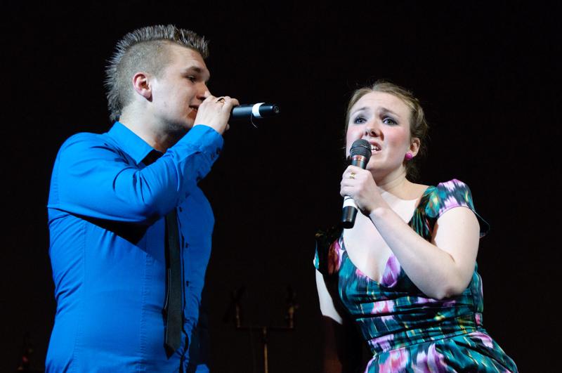  D3C_2814.jpg </br ><small> 2010-05-06 19:41</br >NIKON D300 70mm 1/100s f/4 ISO 1600</small>