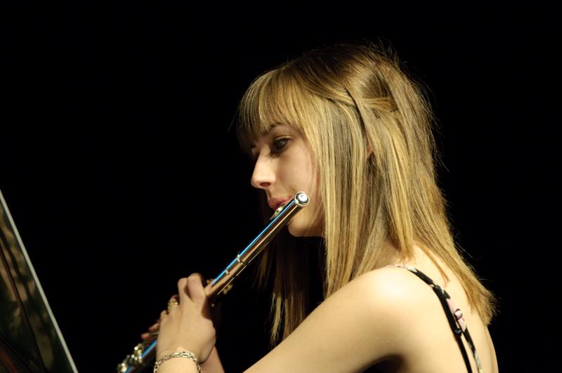  D3C_2867.jpg </br ><small> 2010-05-06 20:24</br >NIKON D300 200mm 1/60s f/4 ISO 1600</small>